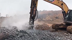 T6 Excavator-Mounted Hydraulic Rock Drill in Operation