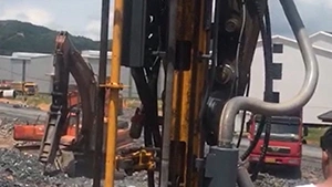 T6 Excavator-Mounted Hydraulic Rock Drill in Operation